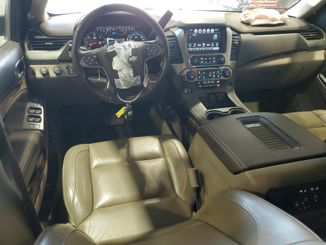 CHEVROLET SUBURBAN K1500 LT