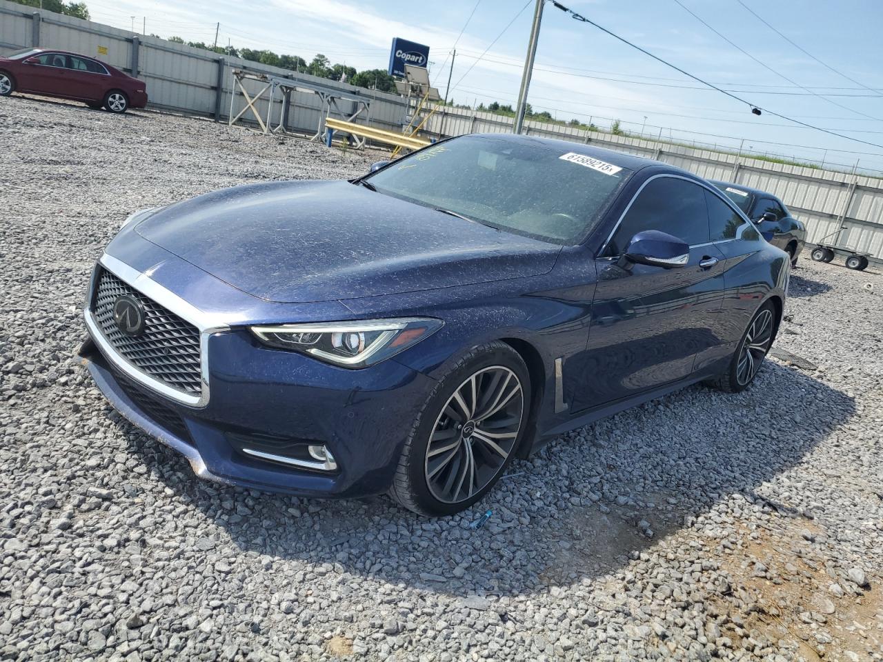 INFINITI Q60 LUXE