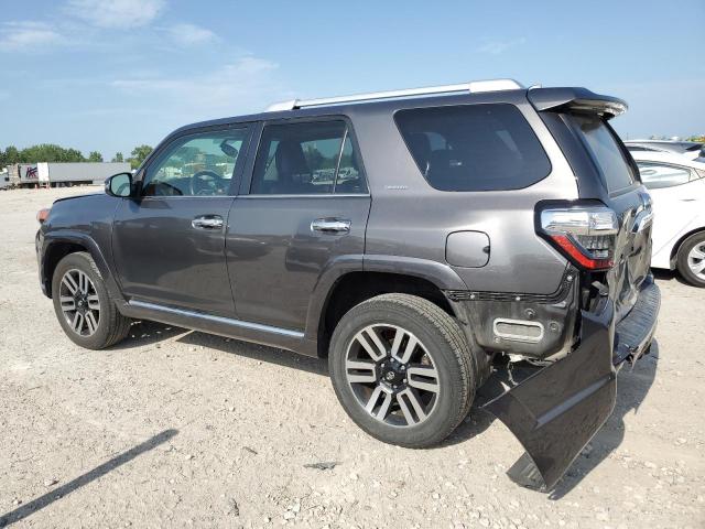 2018 TOYOTA 4RUNNER SR JTEBU5JR8J5505792