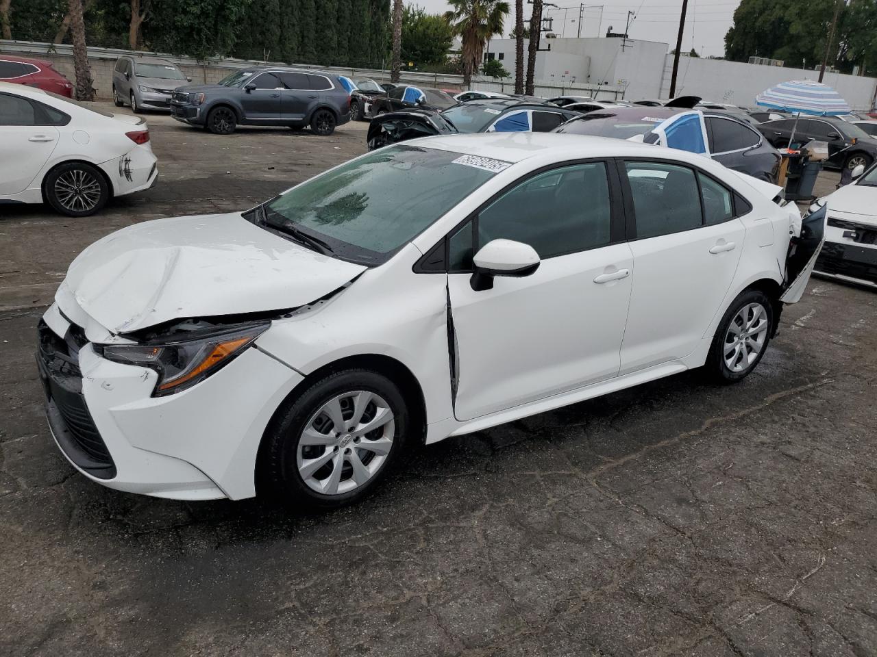 TOYOTA COROLLA LE