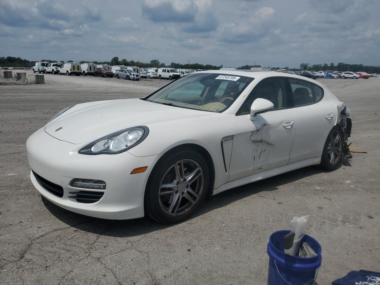 PORSCHE PANAMERA 2