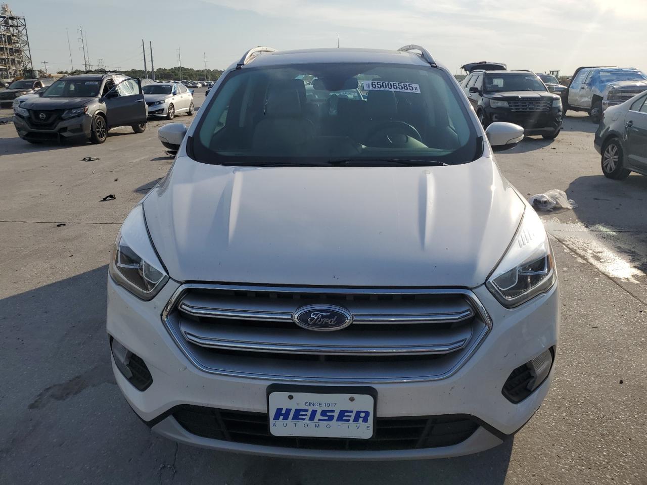 FORD ESCAPE TITANIUM