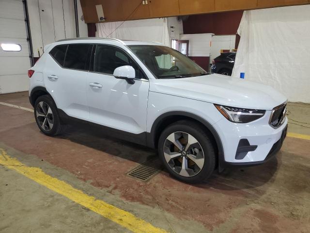 2025 VOLVO XC40 CORE YV4L12UJ4S2550704