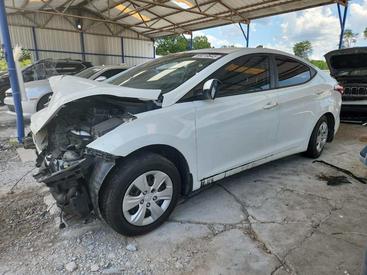 HYUNDAI ELANTRA SE