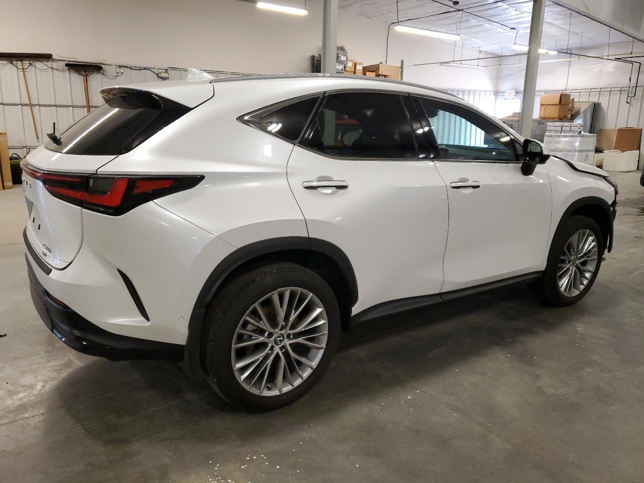 LEXUS NX 350H BASE