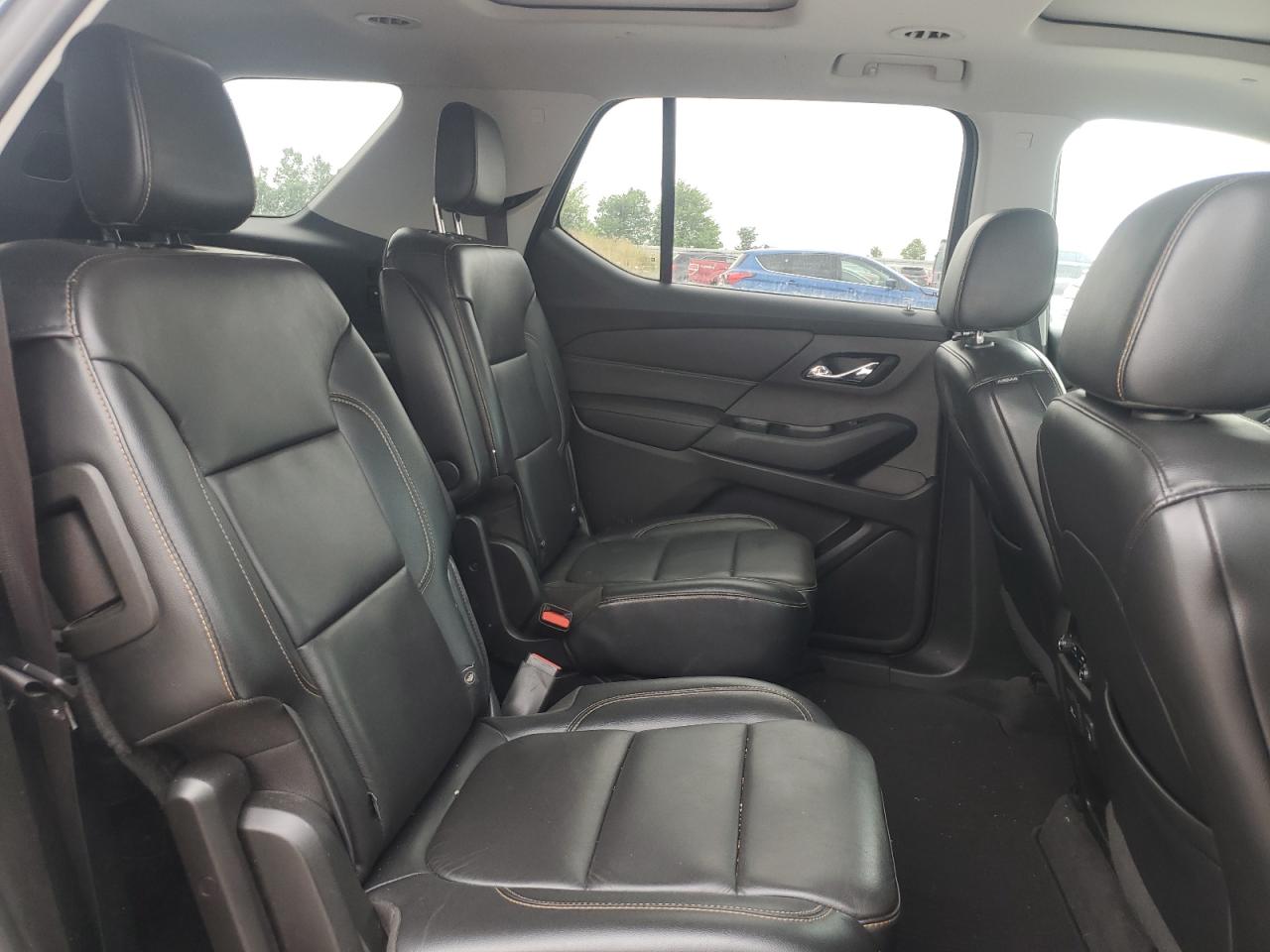 CHEVROLET TRAVERSE LT