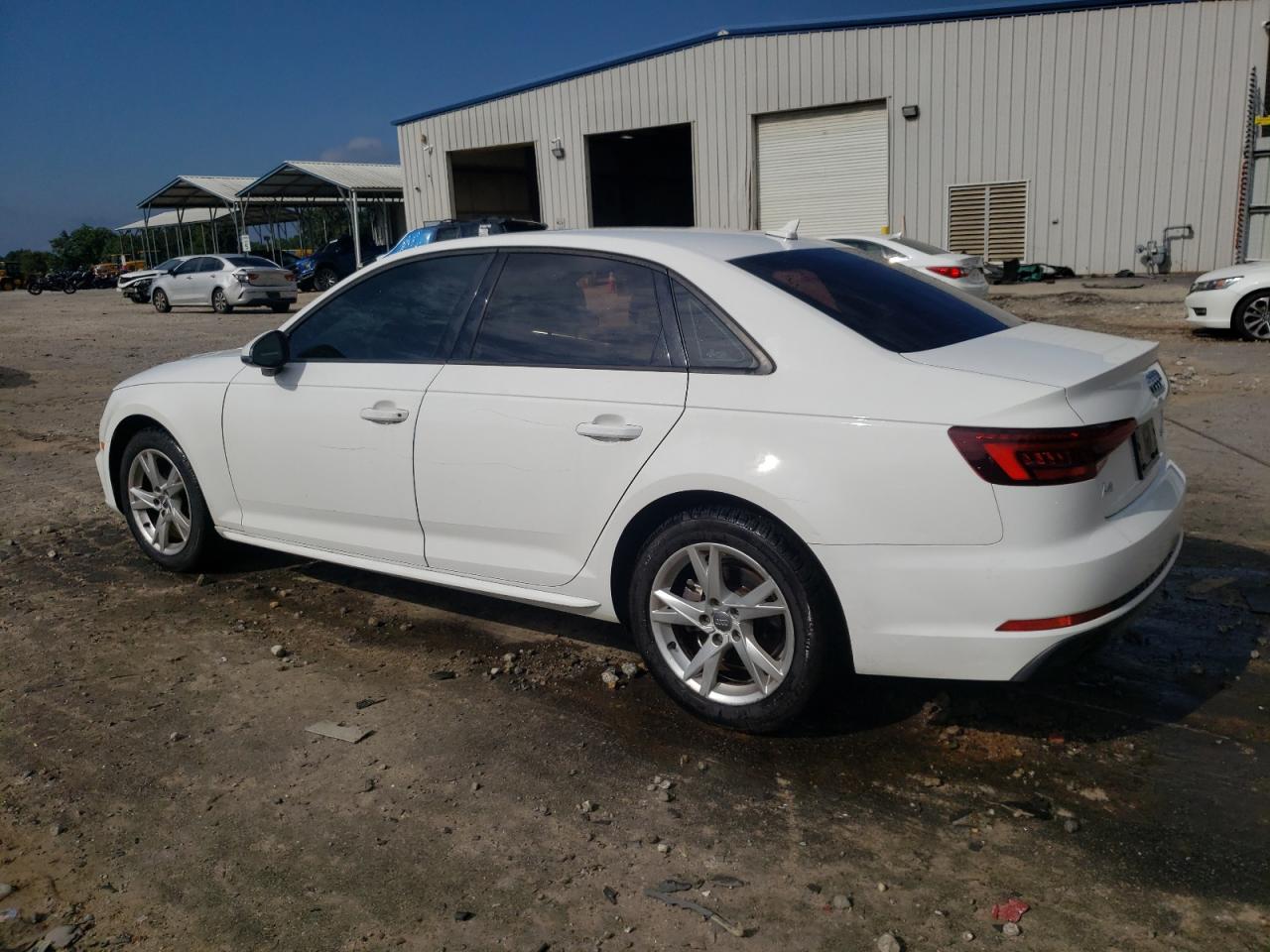 AUDI A4 PREMIUM