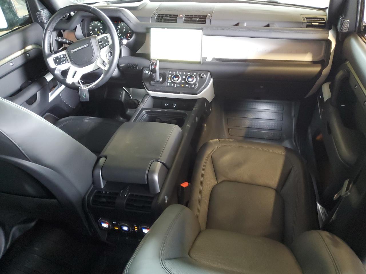 LAND ROVER DEFENDER 110 SE