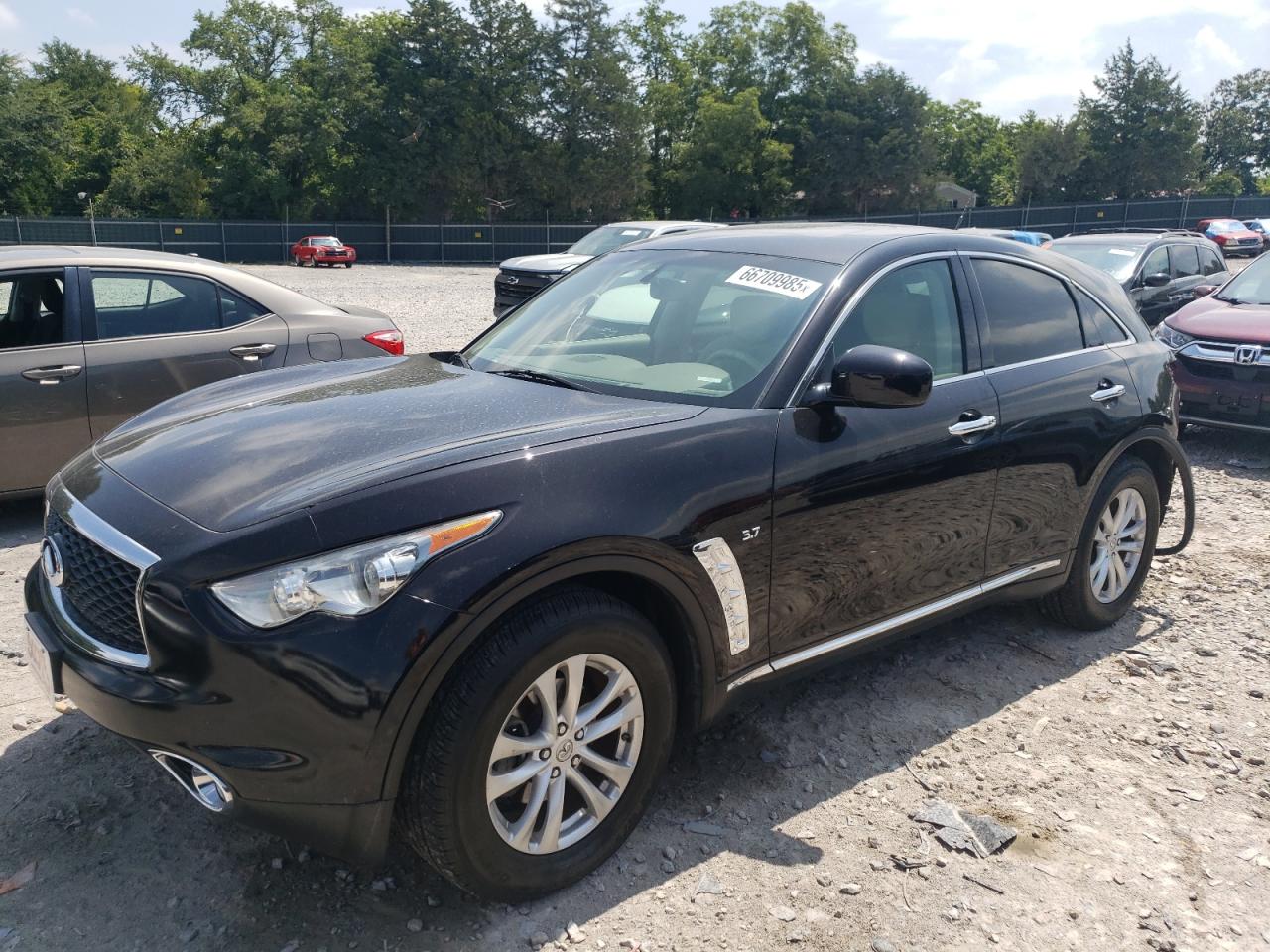 INFINITI QX70