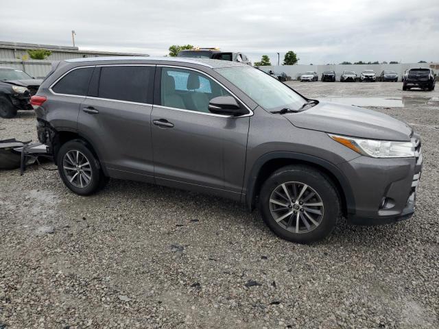 Vin: 5tdjzrfh9js541865, lot: 61850465, toyota highlander se 20184