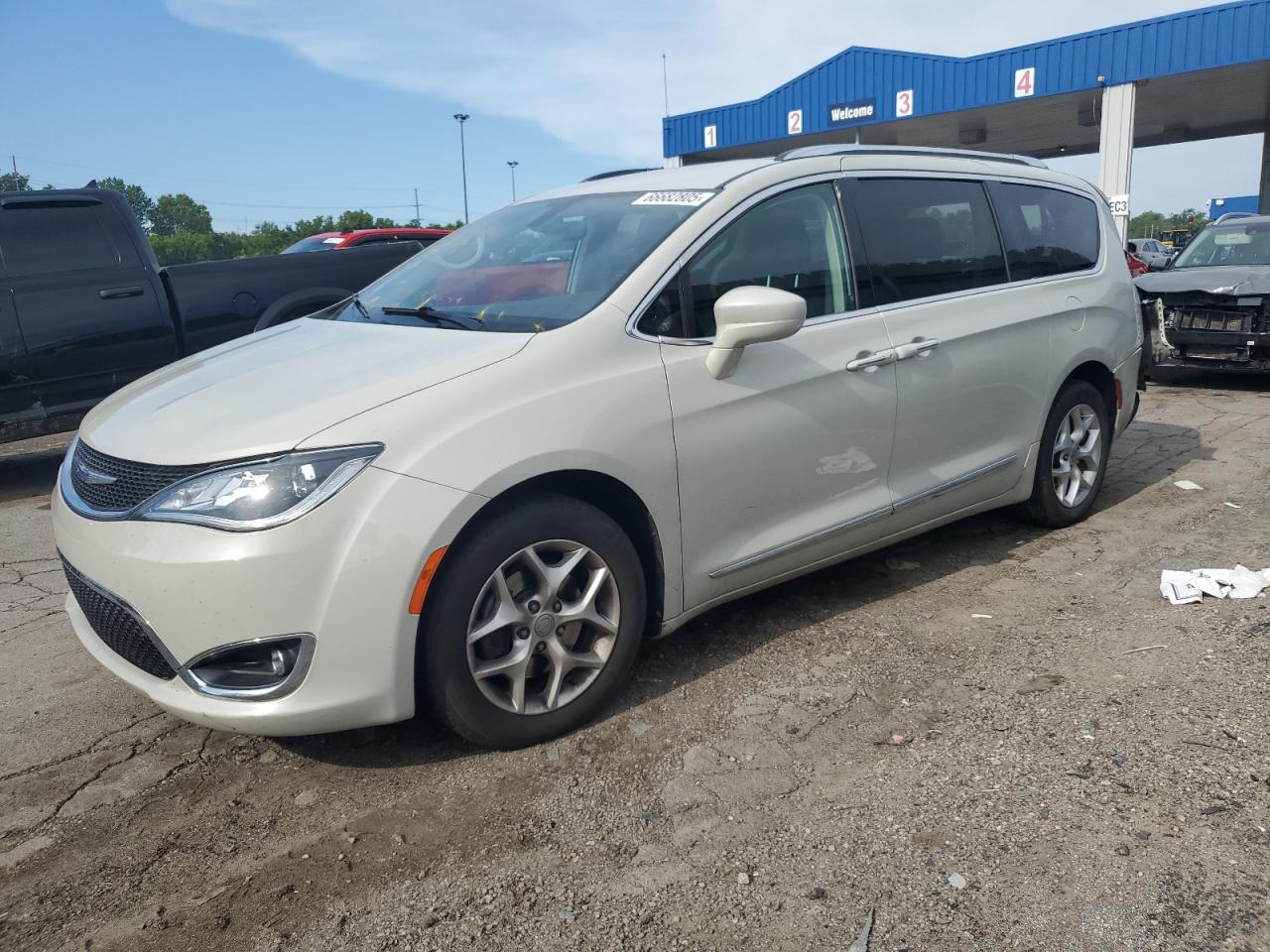 CHRYSLER PACIFICA TOURING L PLUS