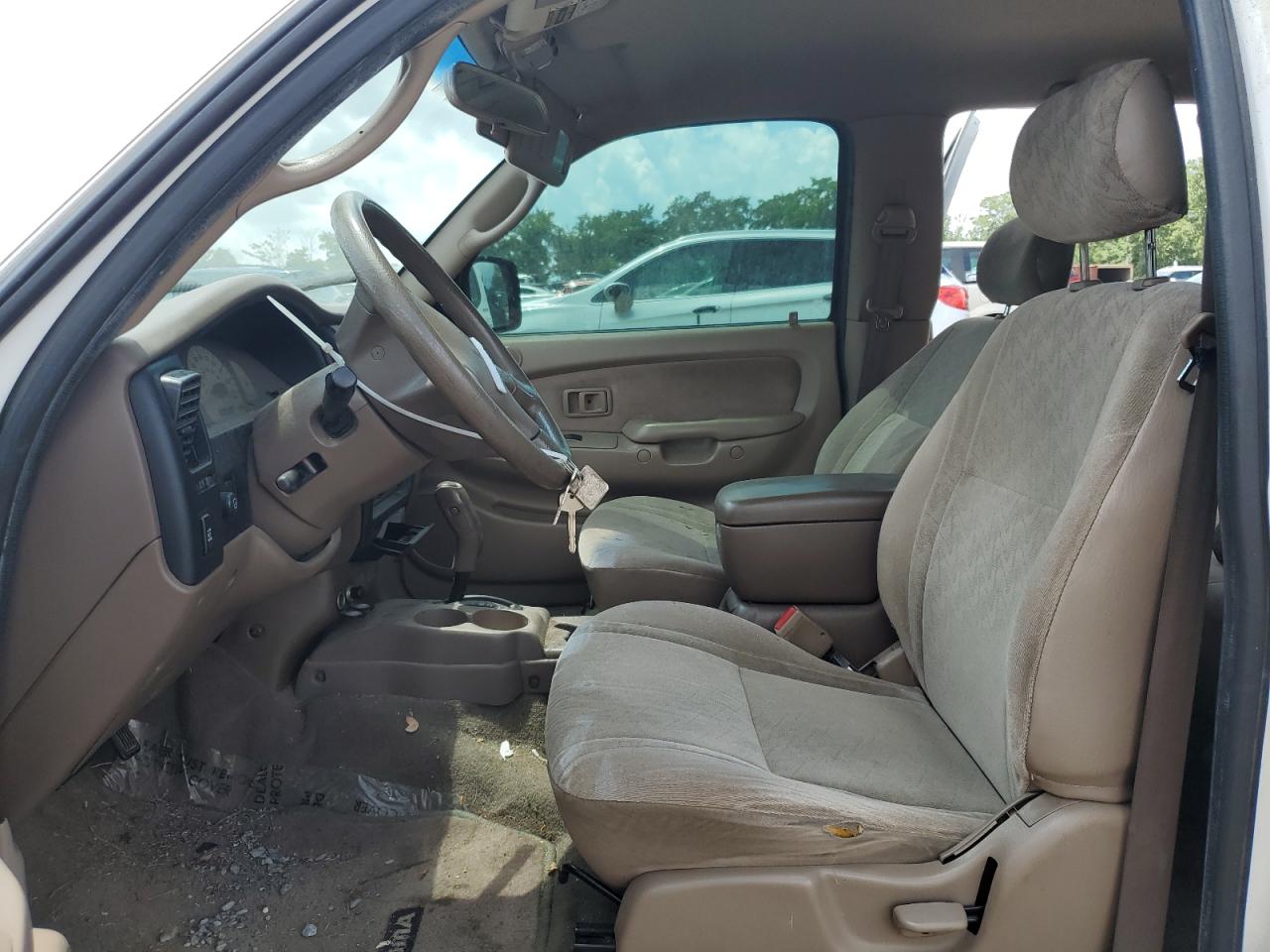 Lot #3310602285 2004 TOYOTA TACOMA DOU