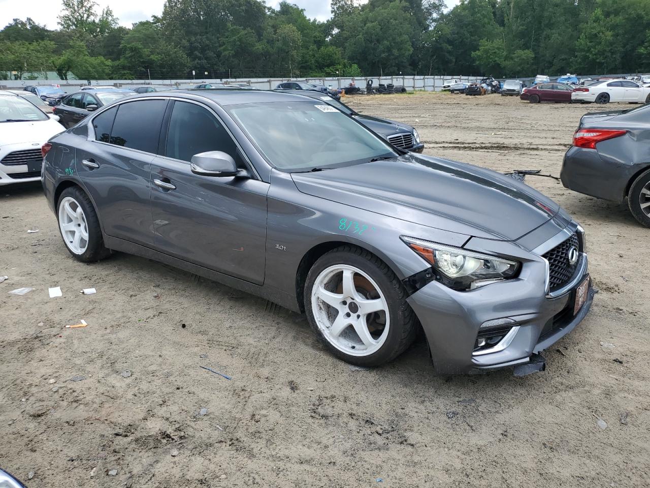 INFINITI Q50 LUXE