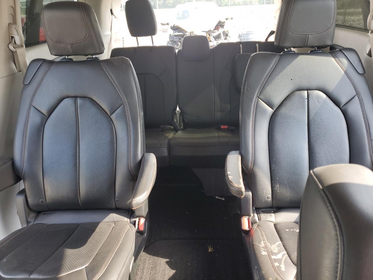 CHRYSLER PACIFICA TOURING L PLUS