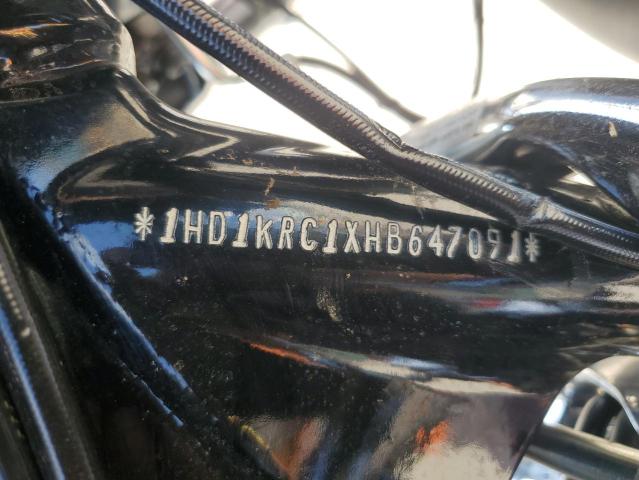 2017 HARLEY-DAVIDSON FLHXS STRE 1HD1KRC1XHB647091