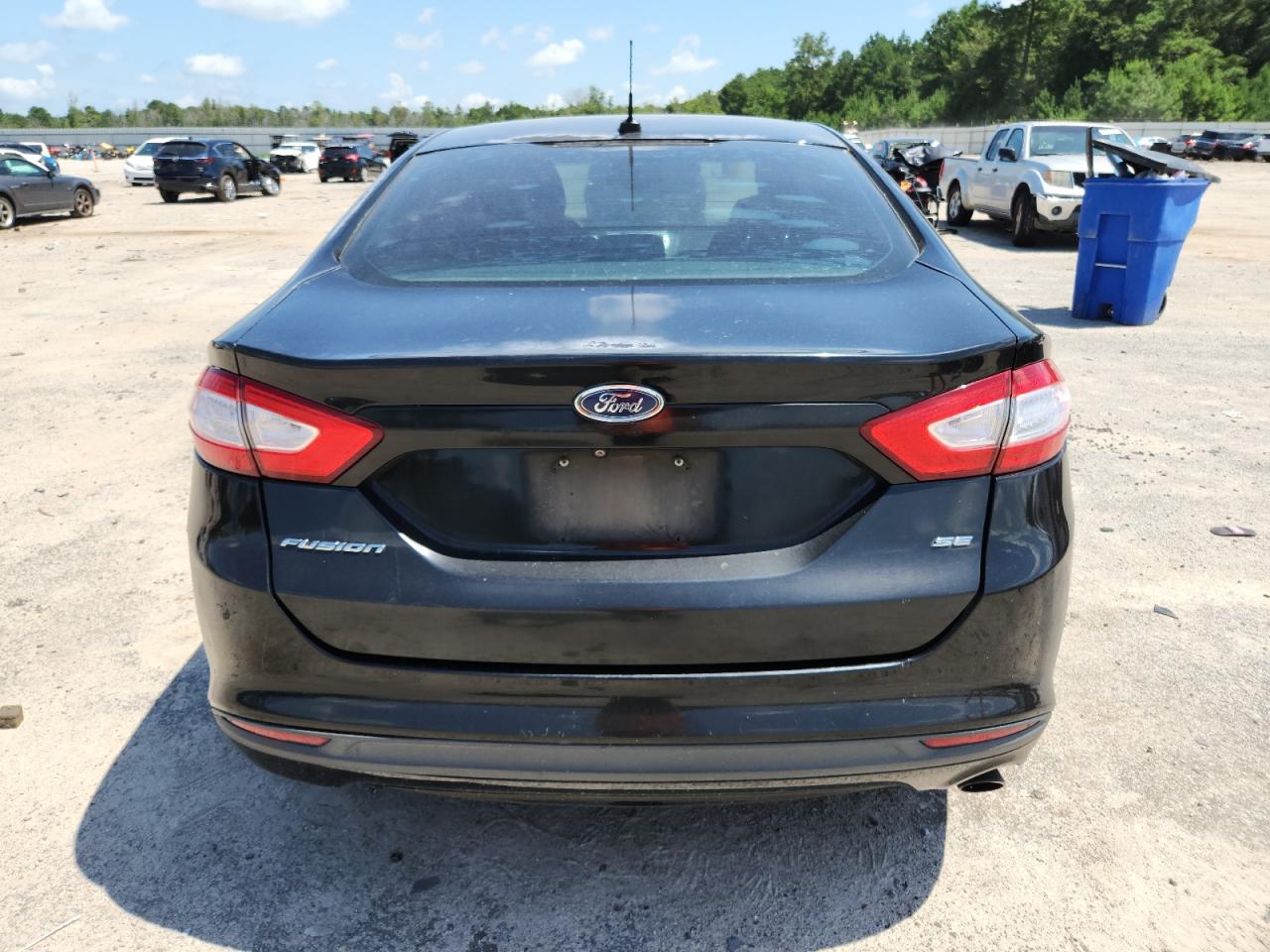 FORD FUSION SE