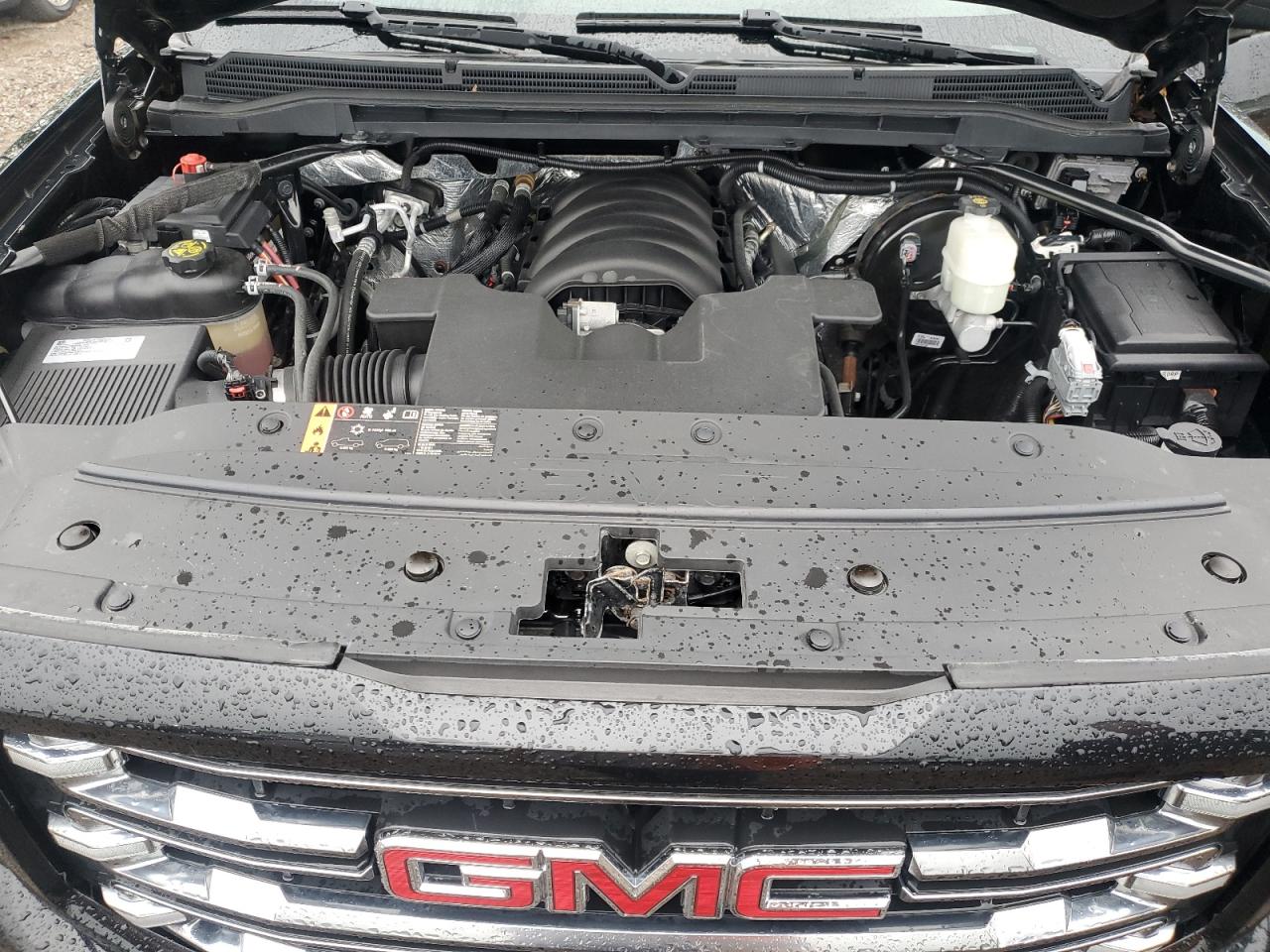 GMC SIERRA 1500 K1500 SLT