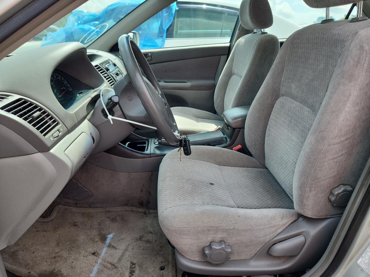 Toyota Camry le 2003