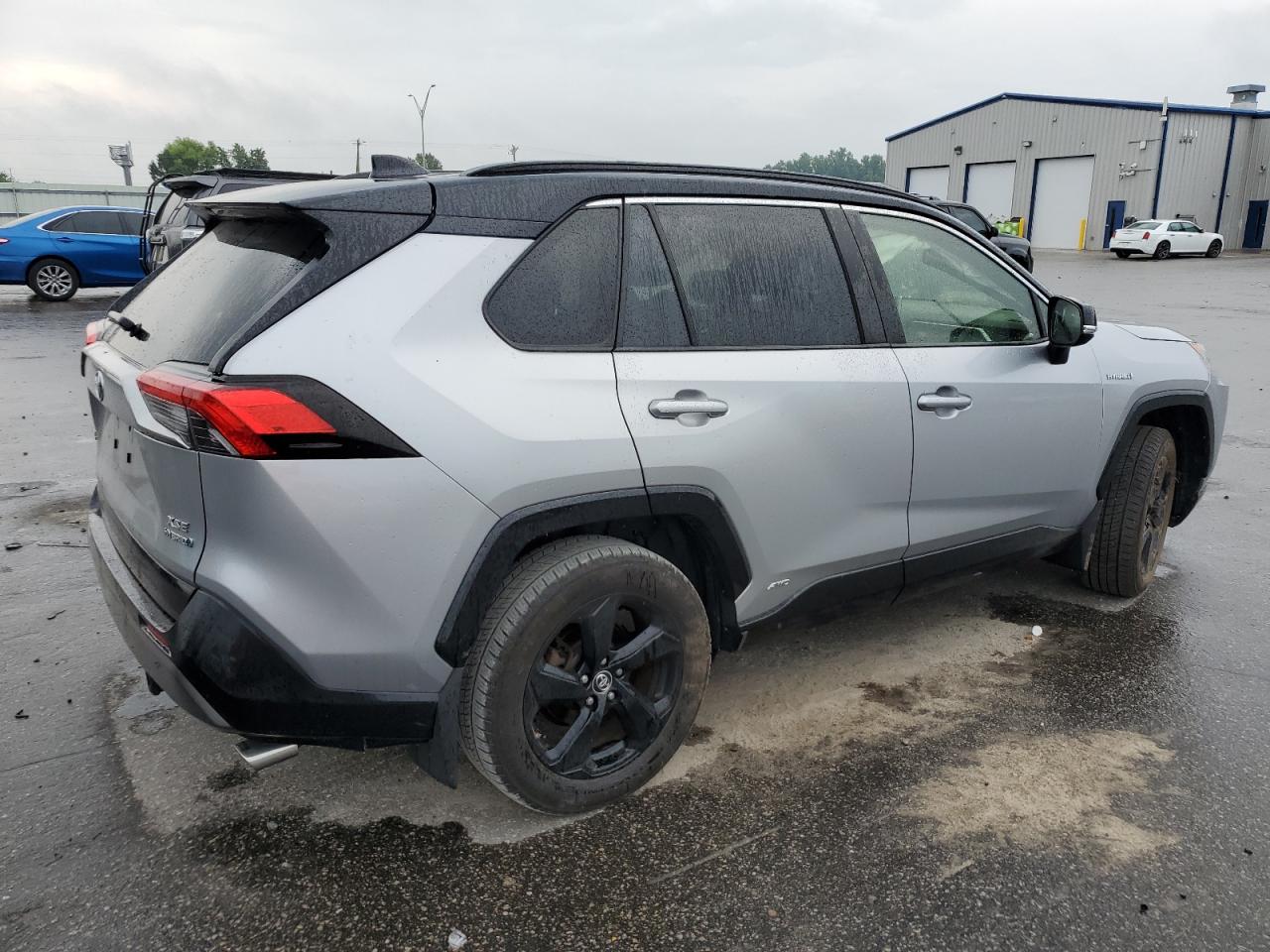 TOYOTA RAV4 XSE