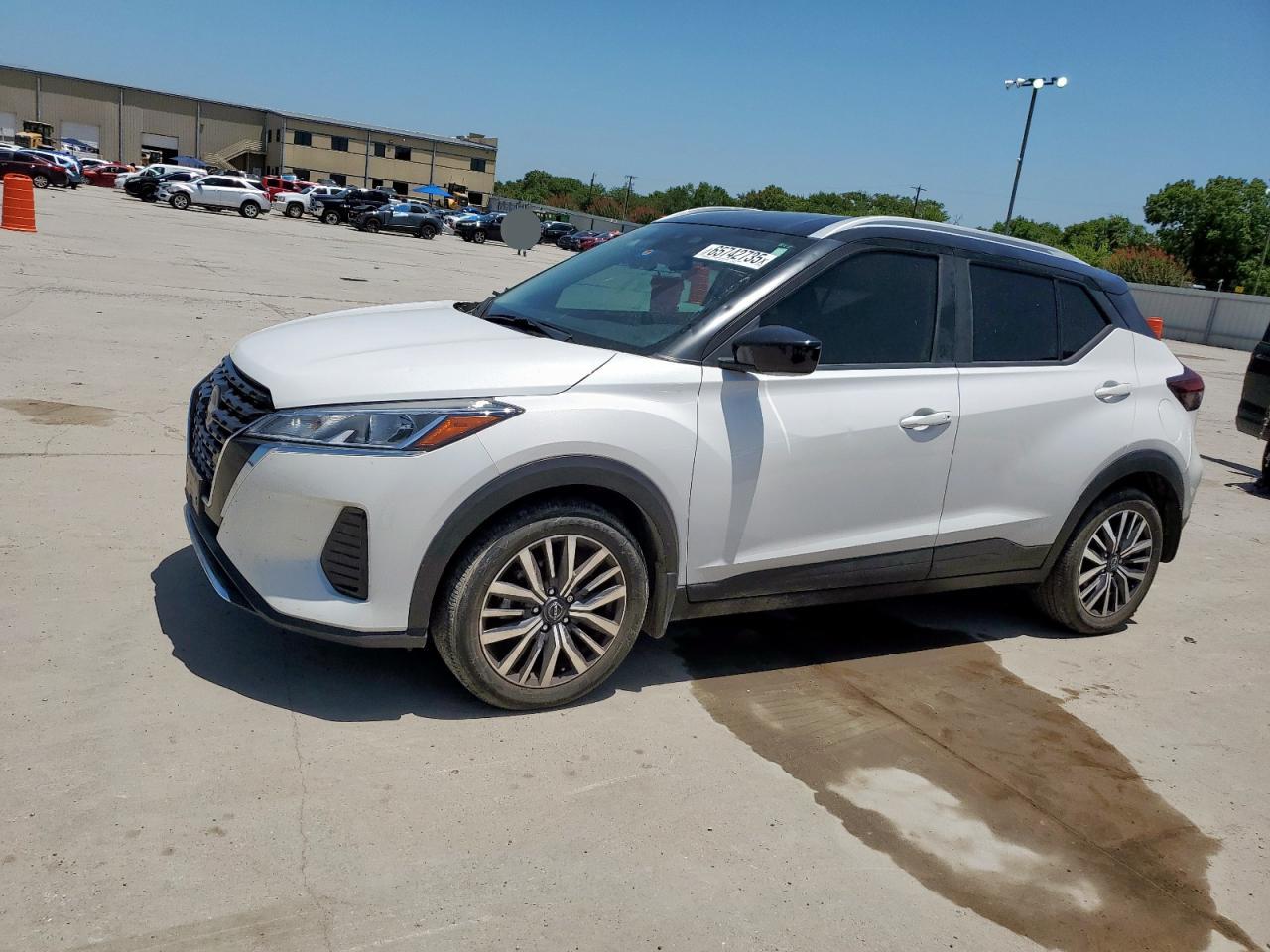 NISSAN KICKS SV