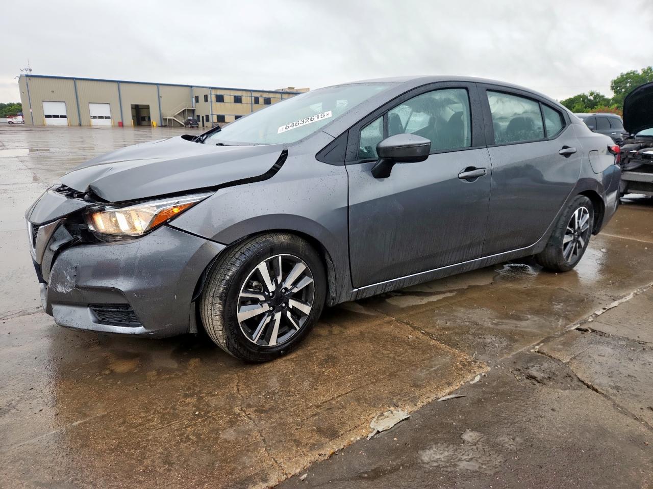 NISSAN VERSA SV