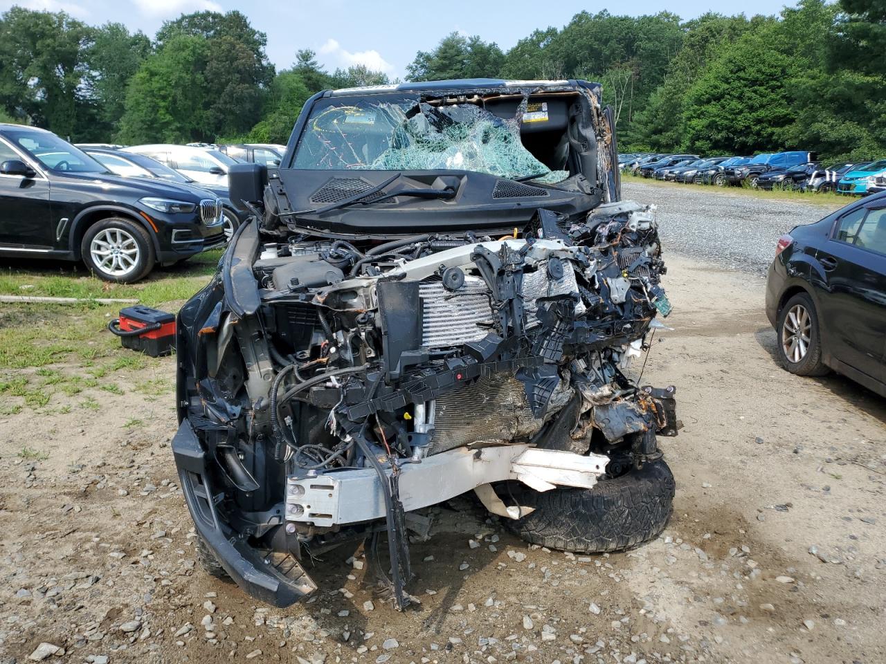 TOYOTA LAND CRUISER BASE