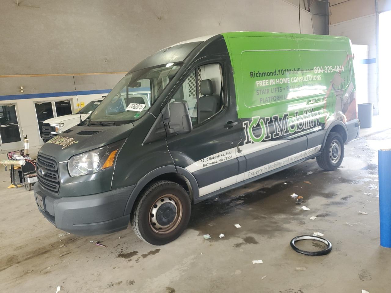 FORD TRANSIT T-250