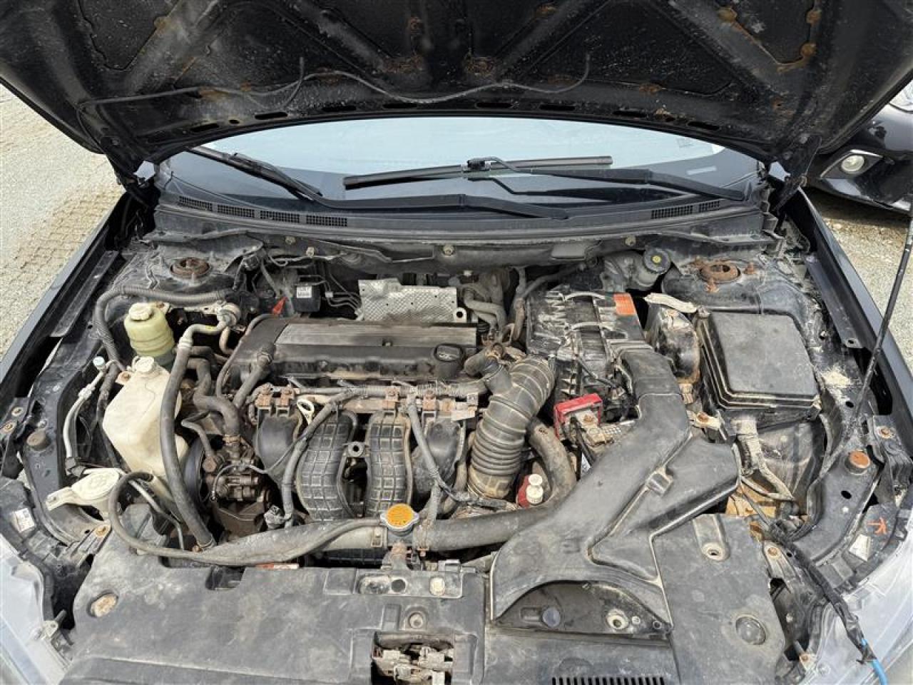 MITSUBISHI LANCER SE