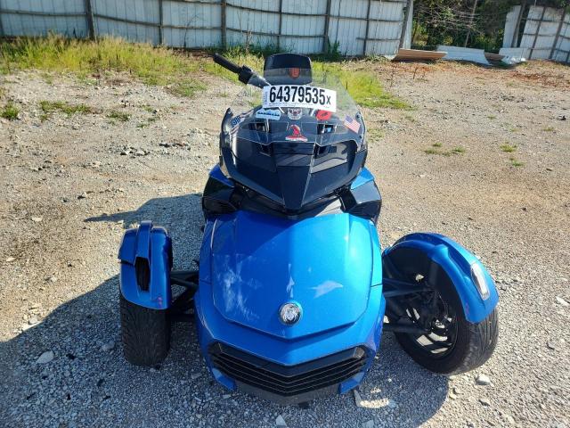 2019 CAN-AM SPYDER ROA 2BXREDD20KV001922