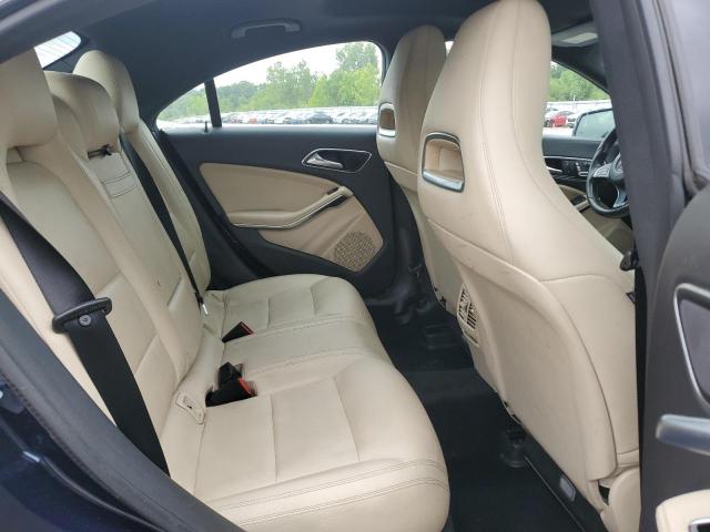 2018 MERCEDES-BENZ CLA 250 4MATIC WDDSJ4GB7JN537558