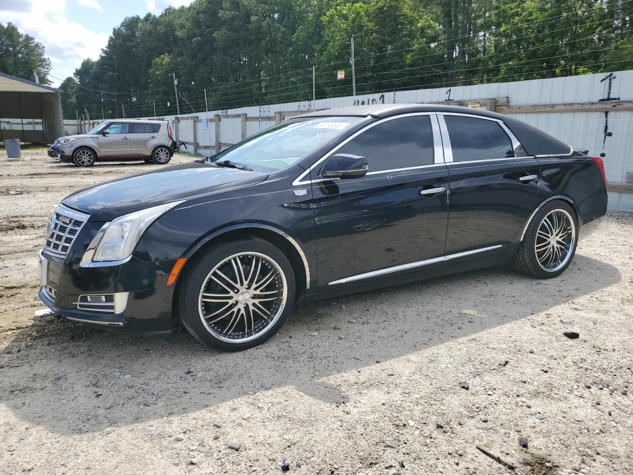 CADILLAC XTS LUXURY COLLECTION