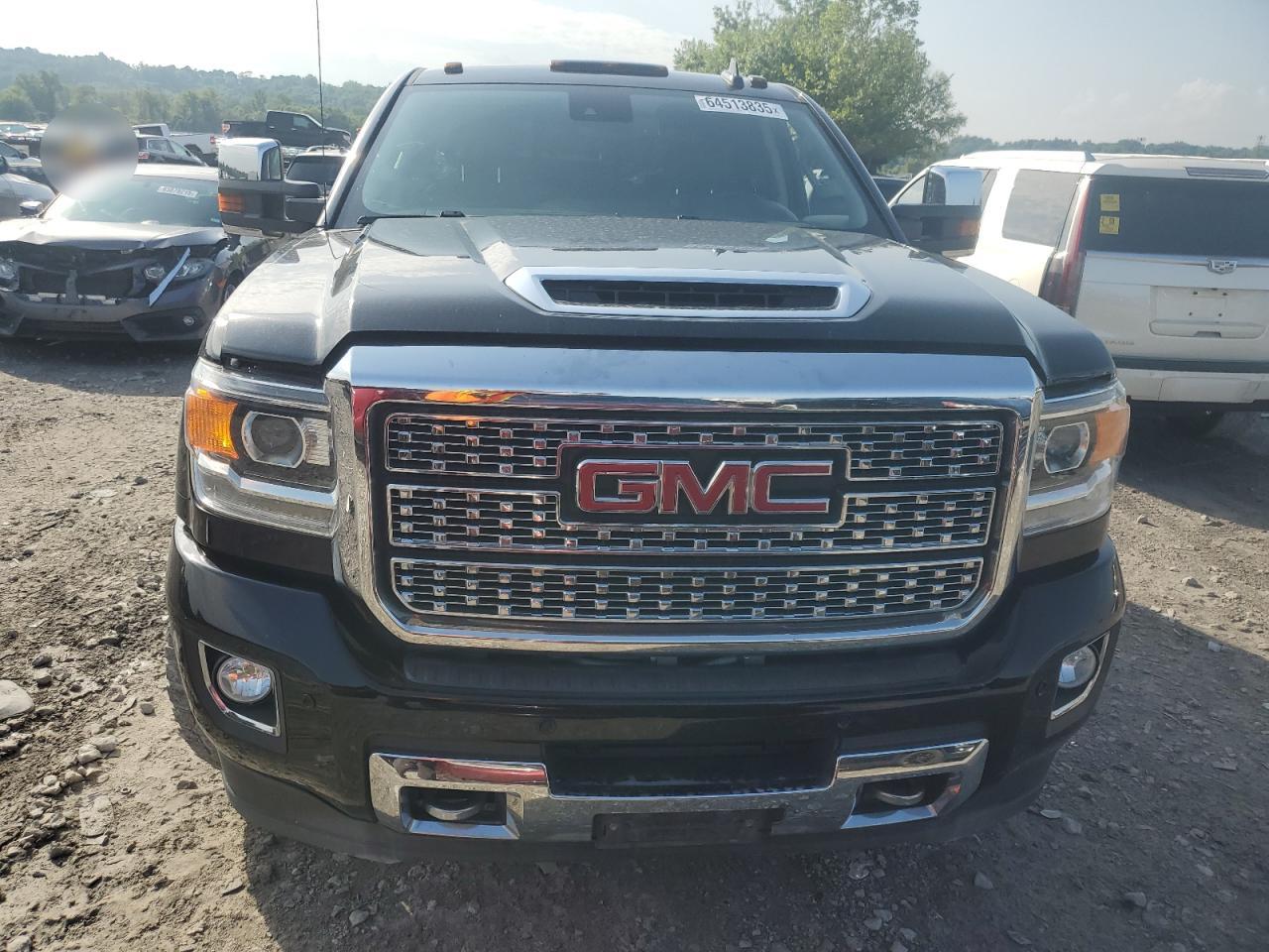 GMC SIERRA K2500 DENALI
