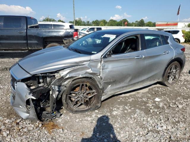 2018 INFINITI QX30 BASE SJKCH5CP1JA040415