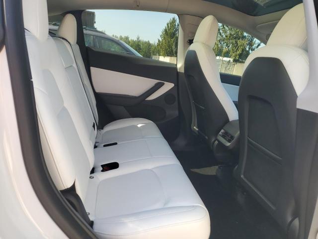 2021 TESLA MODEL Y 5YJYGDEF3MF266395