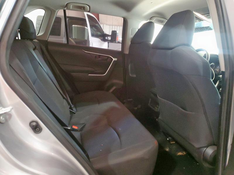 2020 TOYOTA RAV4 LE - JTMF1RFV9LD060614