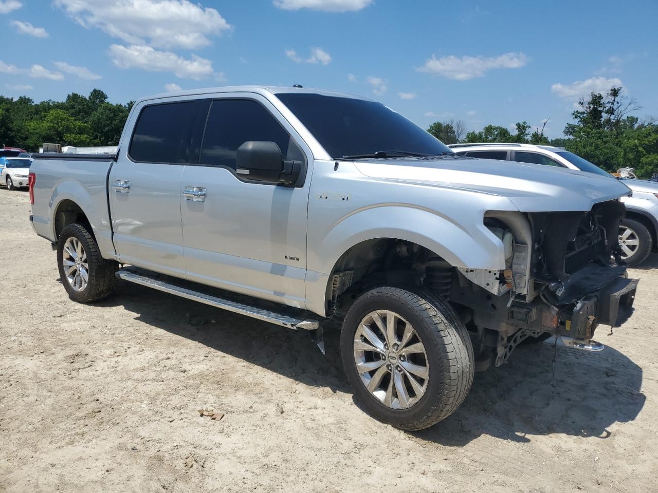 FORD F-150 SUPERCREW