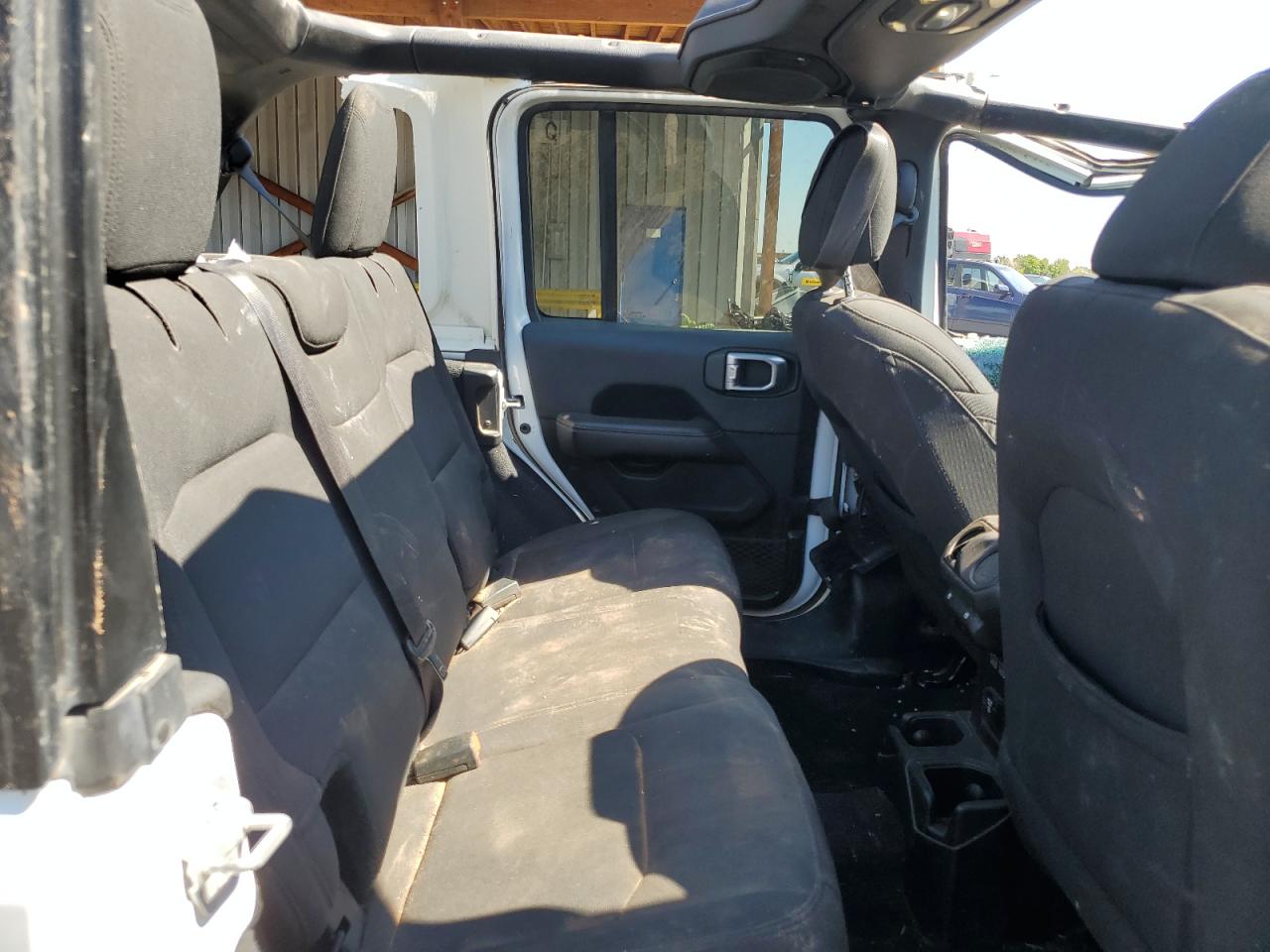 JEEP WRANGLER SAHARA