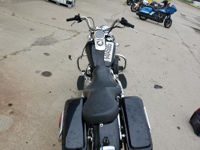 2016 HARLEY-DAVIDSON FLD SWITCH 1HD1GZM14GC302101