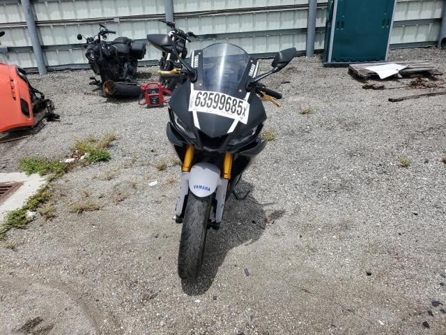 YAMAHA YZFR3 A 2019 black  gas MH3RH18Y7KK002224 photo #3