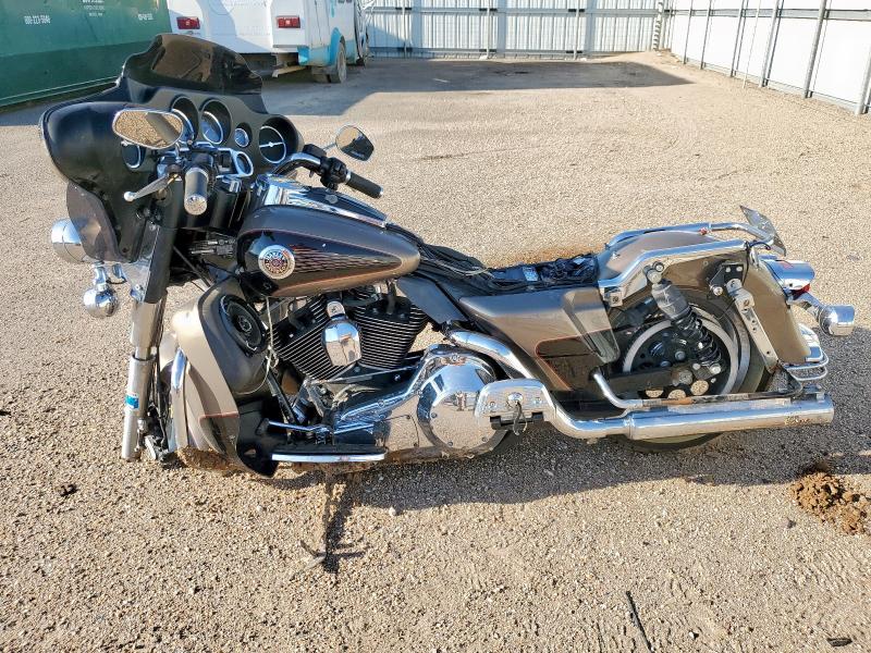 2004 HARLEY-DAVIDSON FLHTCUI 1HD1FCW174Y631225