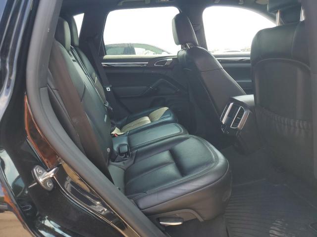 2017 PORSCHE CAYENNE WP1AA2A24HKA83296