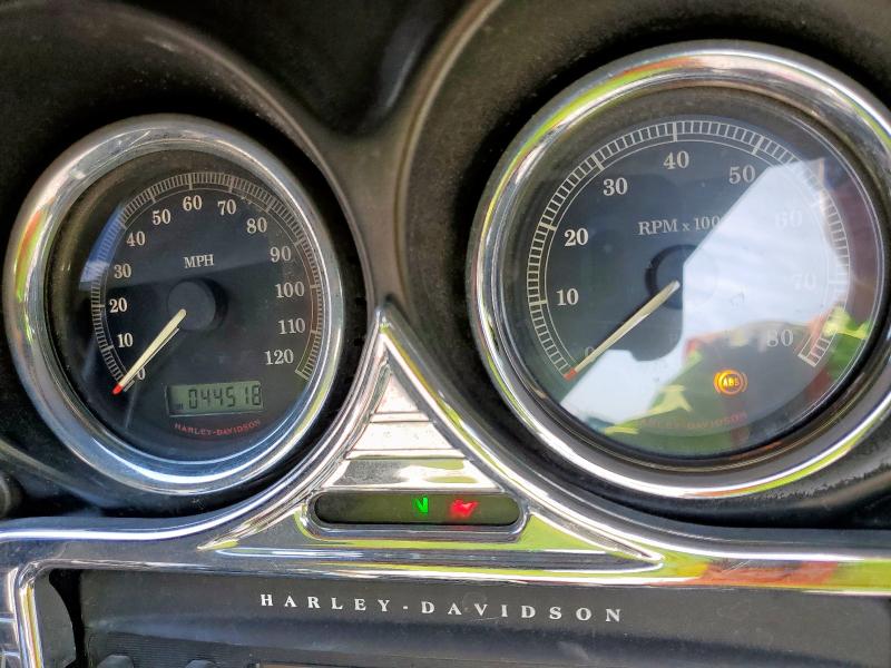 2010 HARLEY-DAVIDSON FLHTC - 1HD1FF41XAB668157