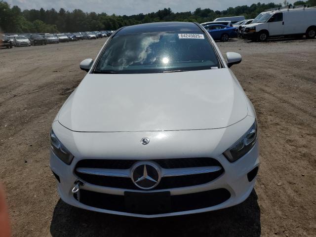 2019 MERCEDES-BENZ A 220 4MAT WDD3G4FB3KW019267