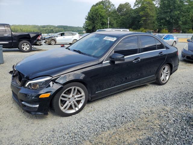 2013 MERCEDES-BENZ C 250 - WDDGF4HB2DR242077