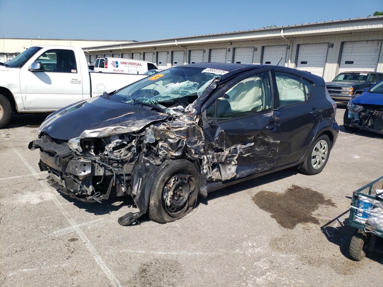 TOYOTA PRIUS C