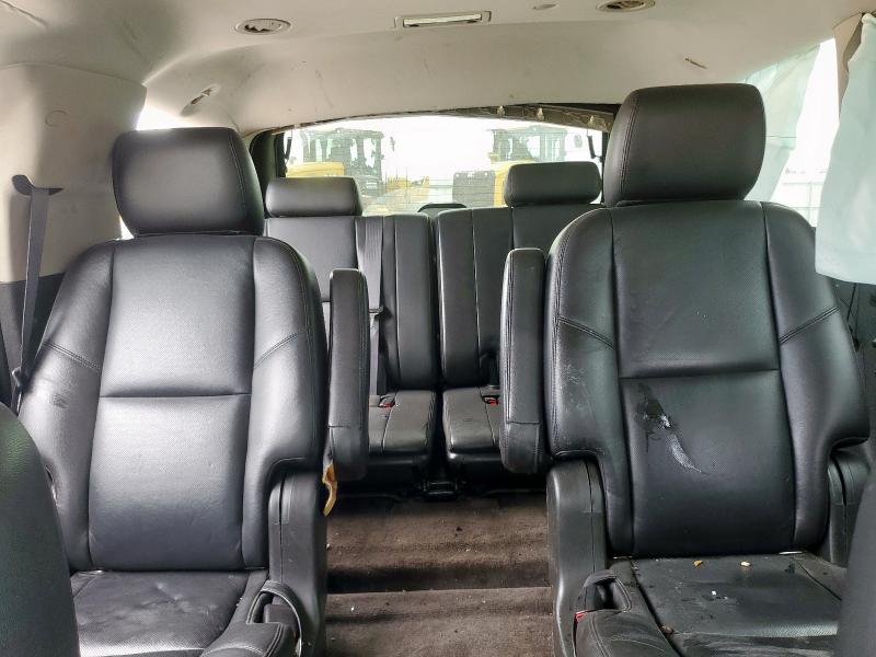 2011 CHEVROLET TAHOE C150 - 1GNSCCE04BR243164