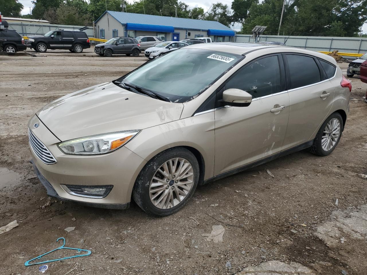 FORD FOCUS TITANIUM