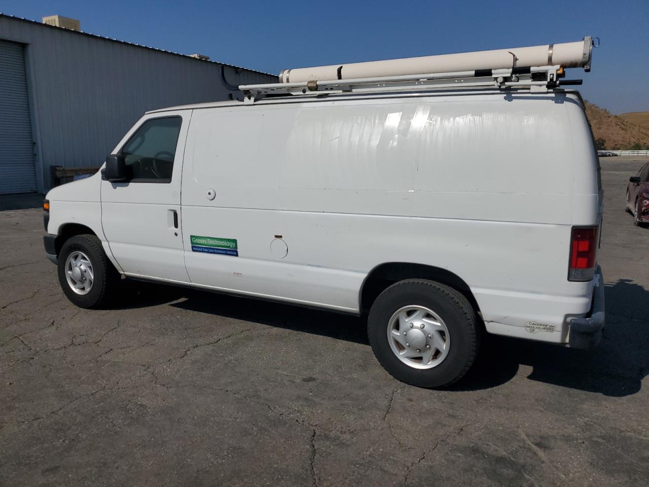 FORD ECONOLINE E250 VAN