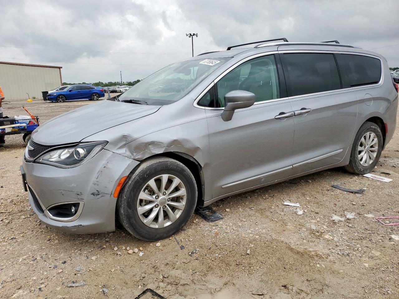 CHRYSLER PACIFICA TOURING L