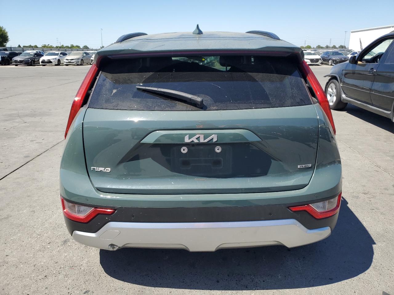 KIA NIRO EX